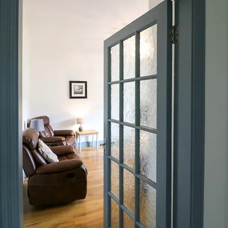 No 1 Wood بيت للعطل *